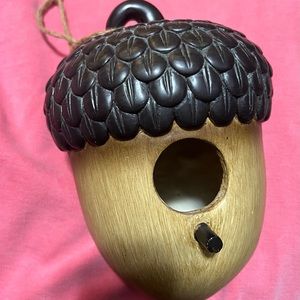 Acorn Bird House